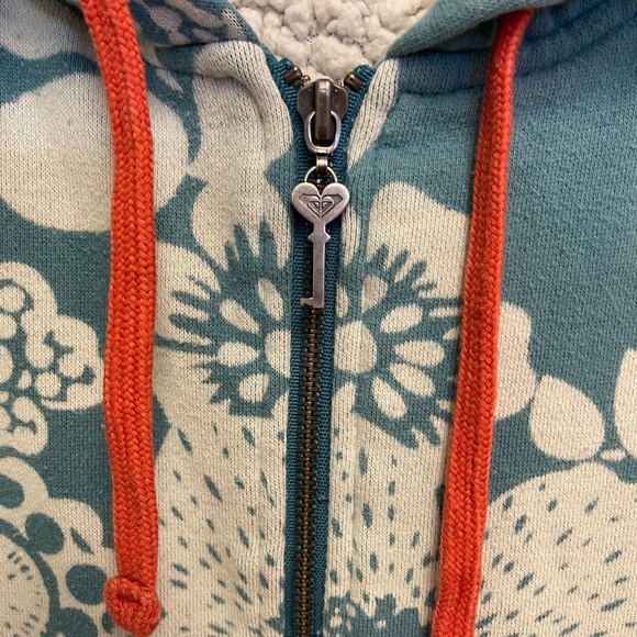 Roxy Teal Floral Sherpa-Lined Hoodie with Orange Drawstrings - Picture 3 of 10